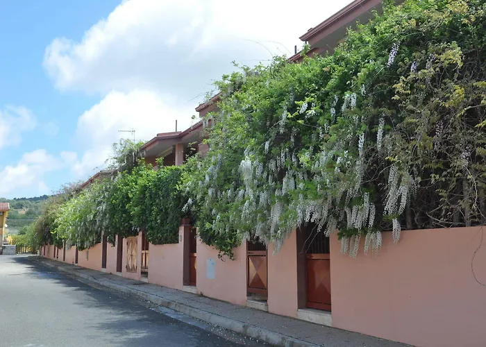 Residenza Le Due Palme Aparthotel Villasimius